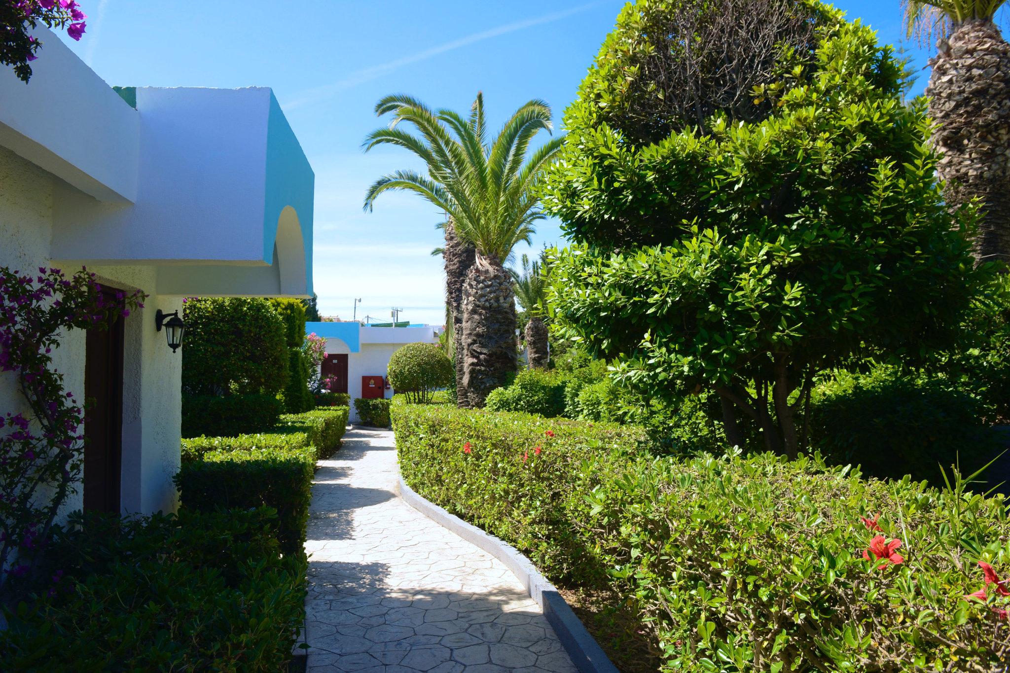 Blue Horizon Hotel Ialysos  Bagian luar foto