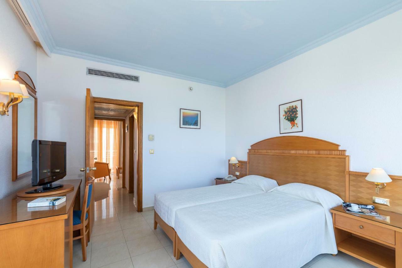 Blue Horizon Hotel Ialysos  Bagian luar foto